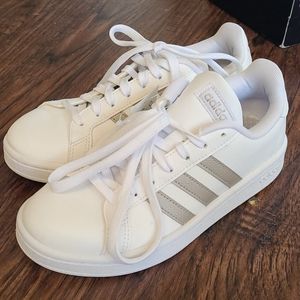 Adidas white tennis shoes